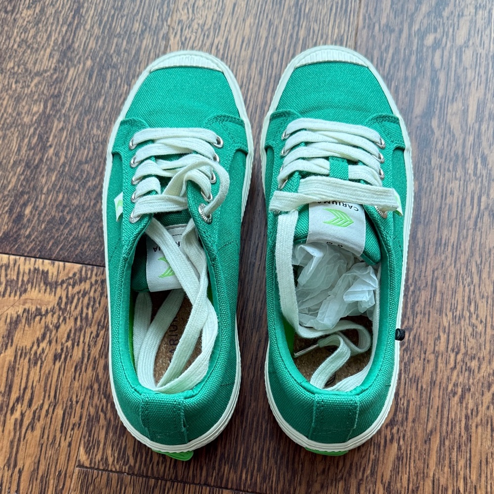 Trendy Color sneaker